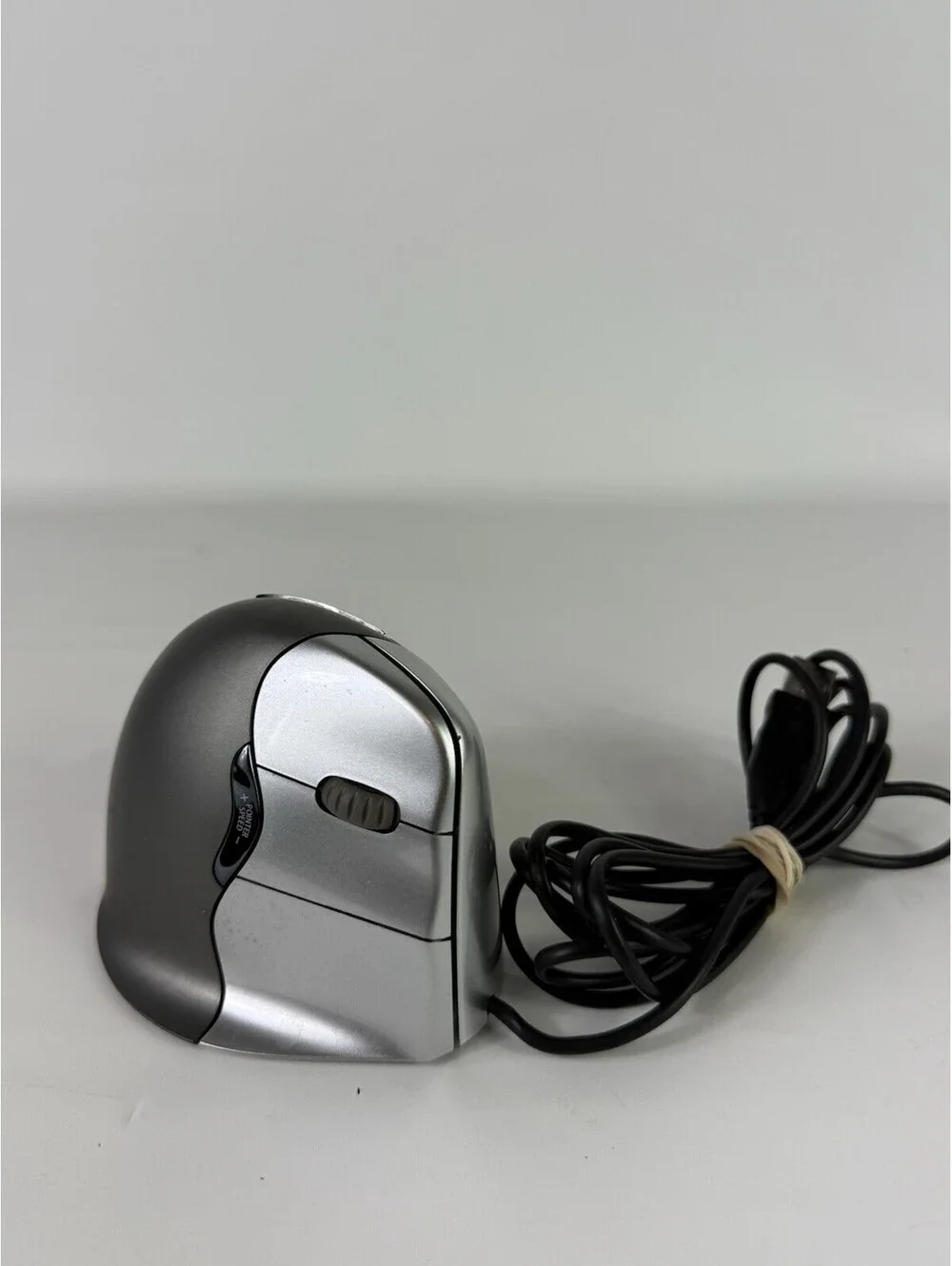 Evoluent Vertical Optical Mouse Wired VM4R Right Handed